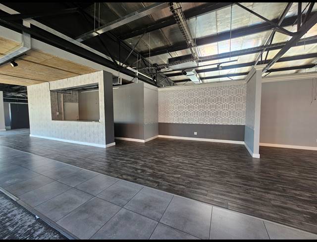 768M² SHOWROOM TO LET IN KRAMERVILLE